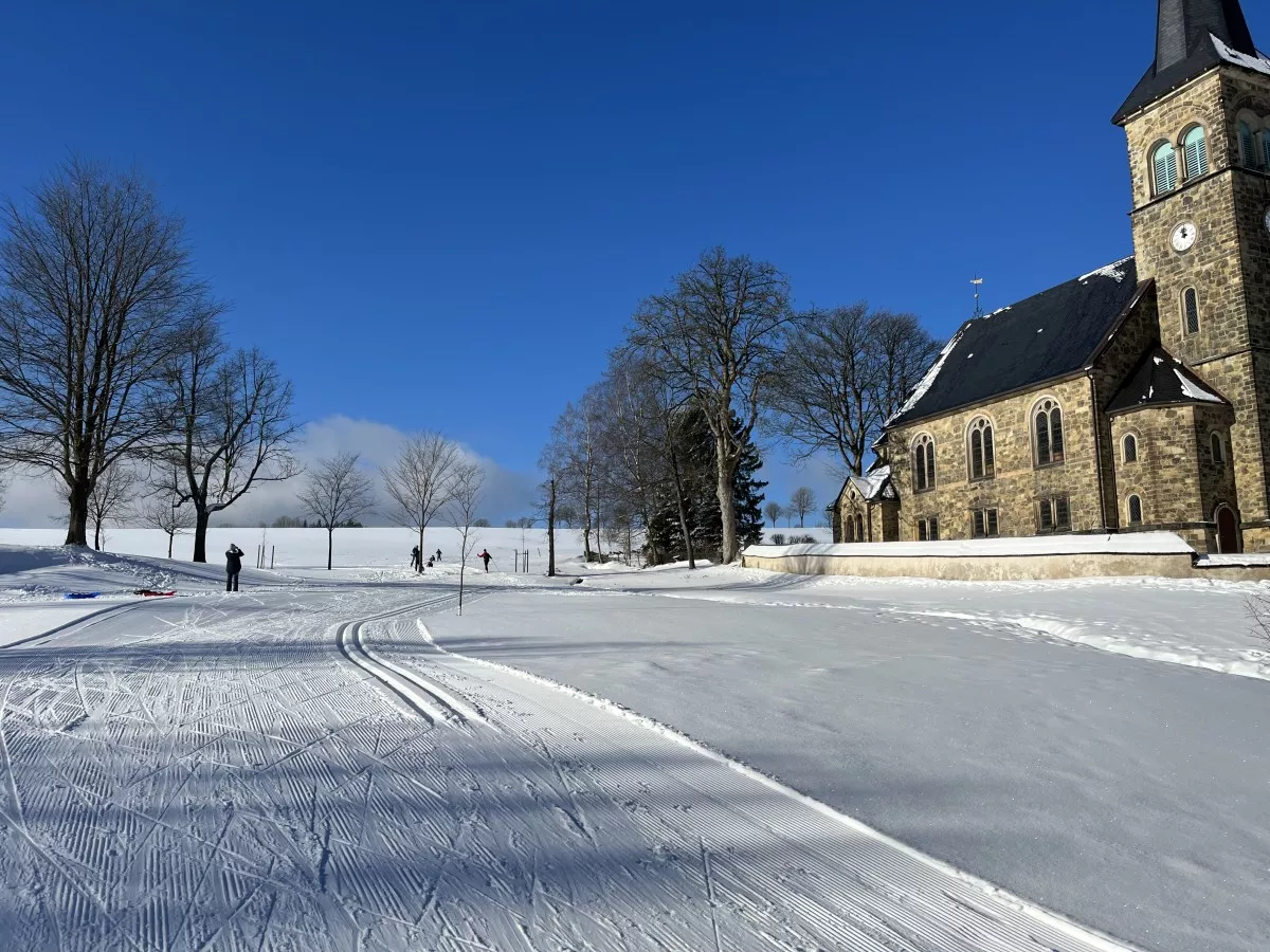 Loipeneinstieg Hermsdorf an der Kirche