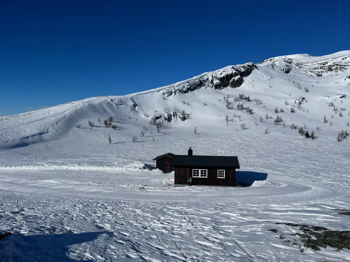 Schutzhütte Bingsbua unterhalb des Ruten (Loipengebiet Espedalen)