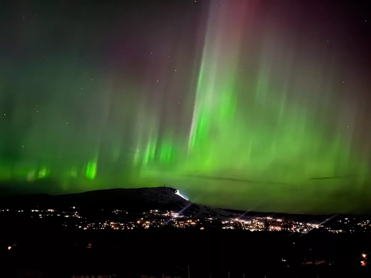 Polarlichter bei Skeikampen
