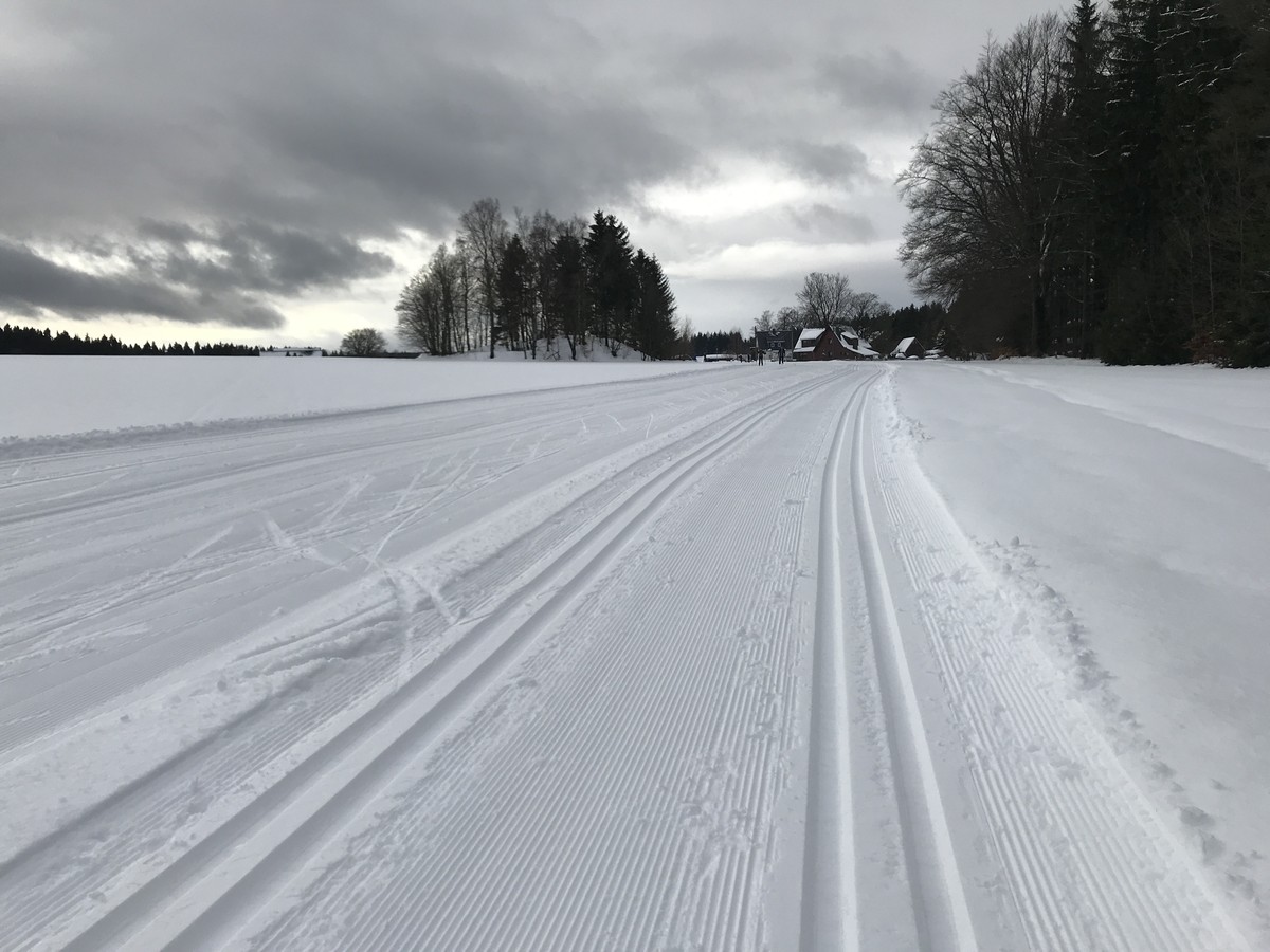 Oettelgut oder Sonnenloipe oberhalb von Marienberg