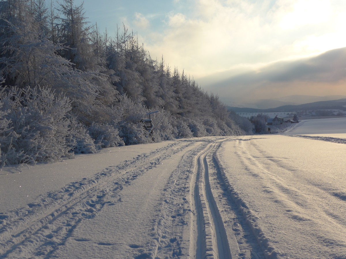 Traumhafte Winterlandschaft - Vom Ringel hinab nach Cämmerswalde